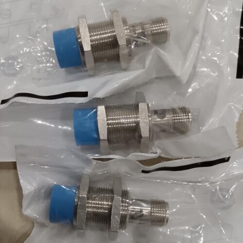 施克IME18-12NPSZC0S電感式接近傳感器選型數(shù)據(jù)
