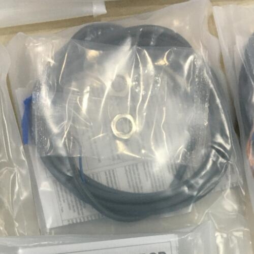 CP1L-EM40DR-D歐姆龍可編程控制器結(jié)構(gòu)材質(zhì)